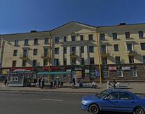 Торговые помещения в здании на ул.Чкалова, 12